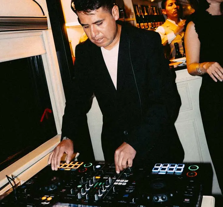 Llive-DJ-Party
