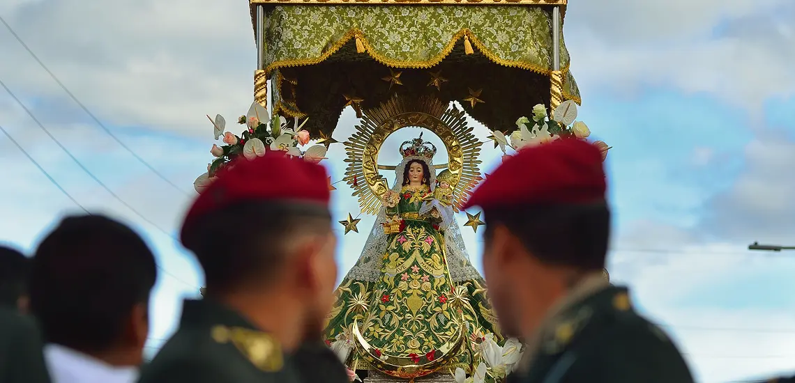 candelaria-carousel-3