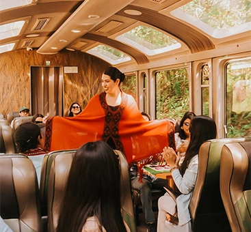 VIO-conozca-6.-Desfile-de-prendas-de-alpaca