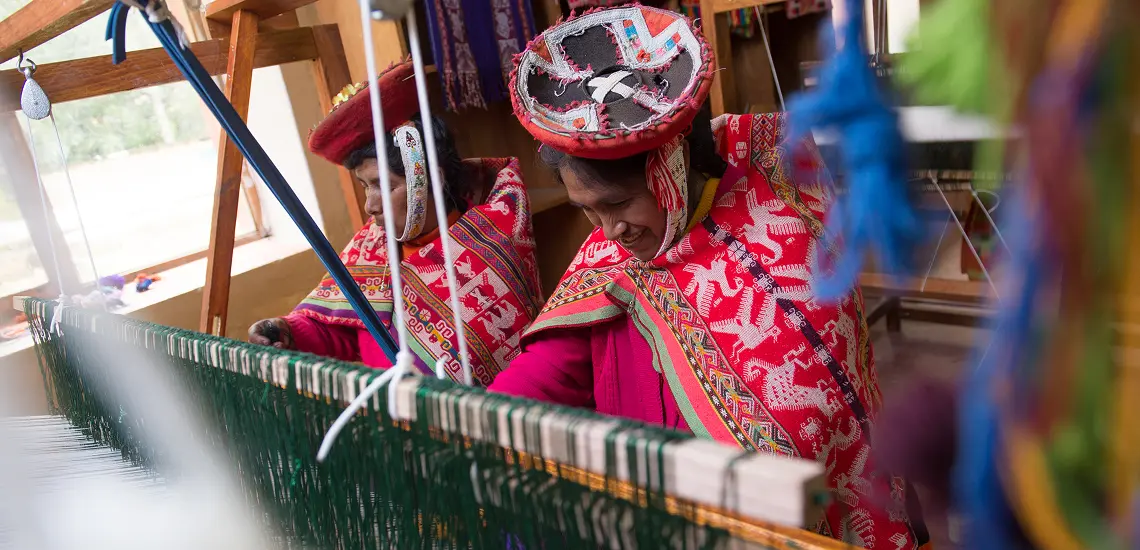 Perurail dia de la mujer carousel 3